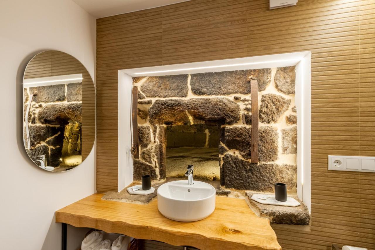 Alojamiento Turistico Caxide Parada De Sil Ribeira Sacra Екстериор снимка