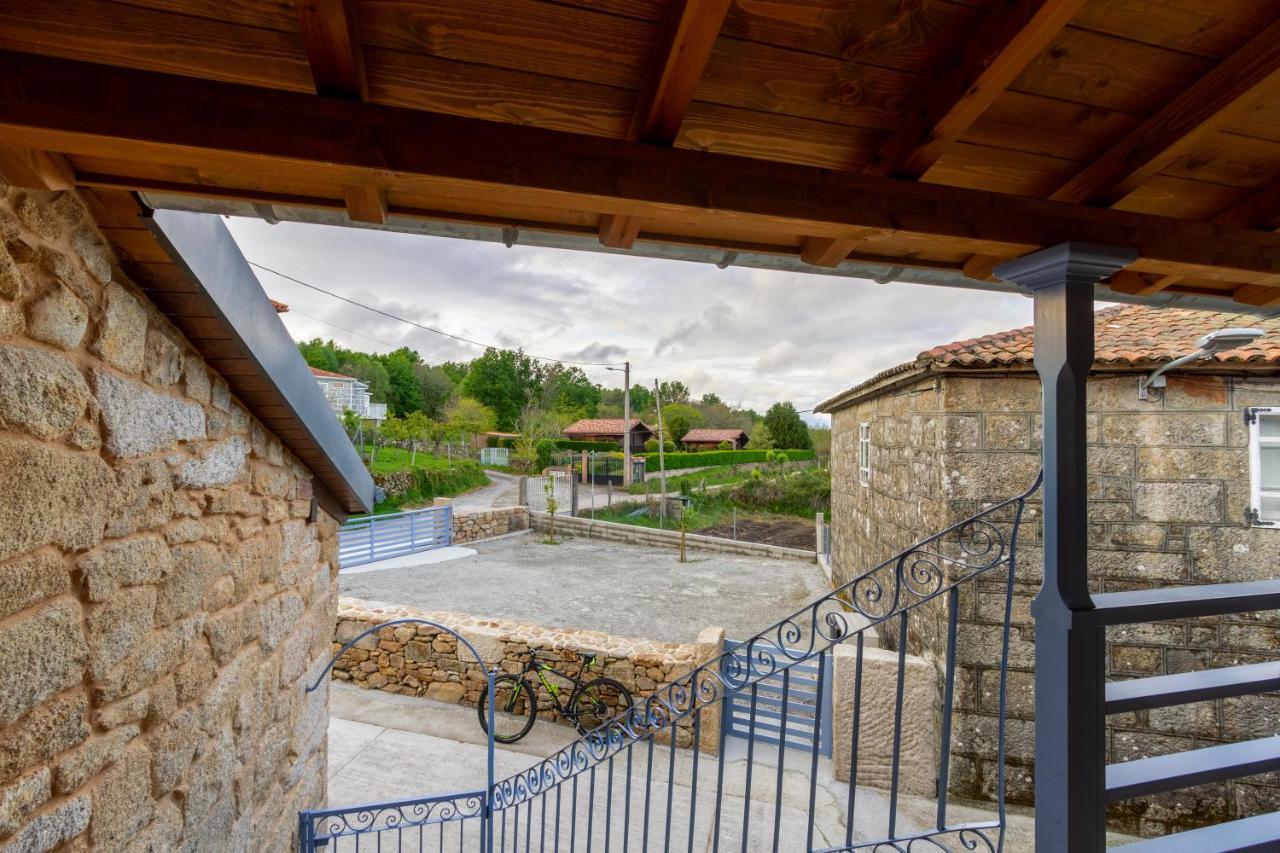 Alojamiento Turistico Caxide Parada De Sil Ribeira Sacra Екстериор снимка