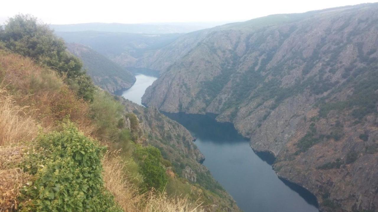 Alojamiento Turistico Caxide Parada De Sil Ribeira Sacra Екстериор снимка